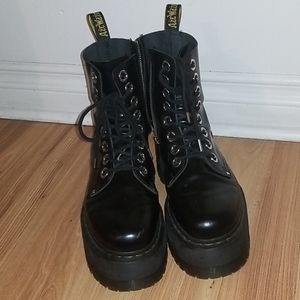 *SOLD* Dr. Martens Jadon Max